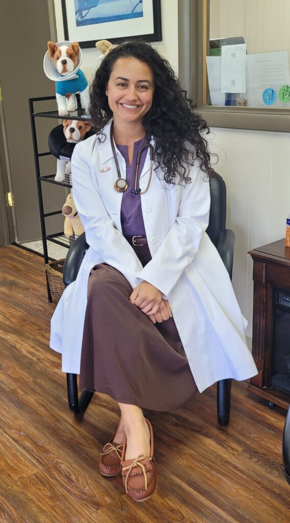 Dr. Melanie Mandelli, DVM